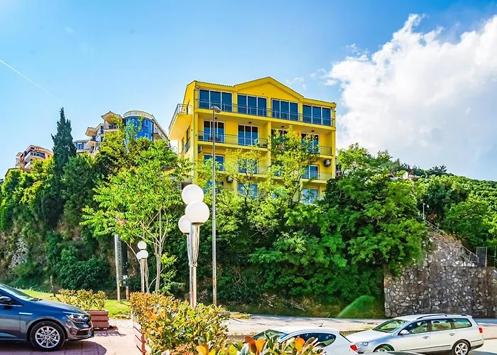 Apartments Albina Star